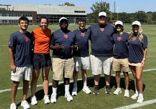 UISRM interns with Chicago Bears