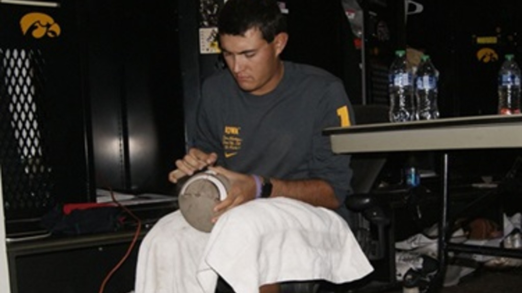 Elio preparing footballs